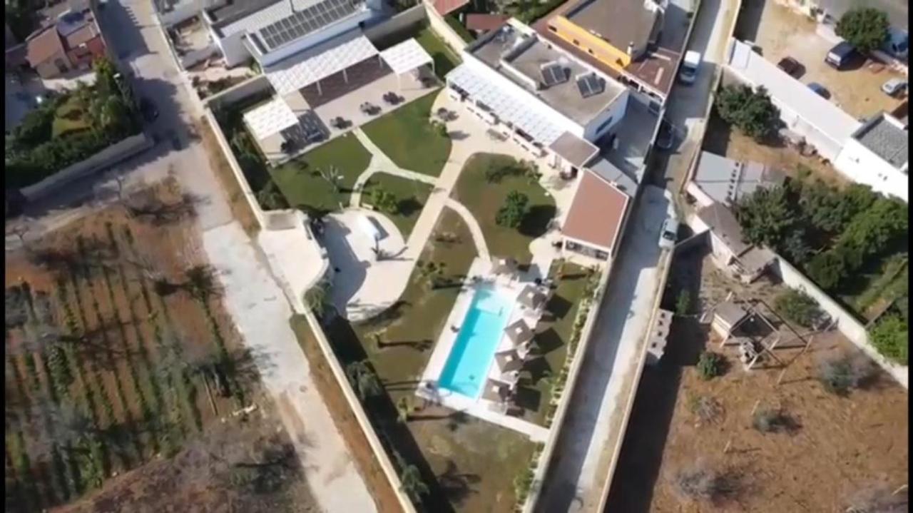 Dimora Spaccamonti Torchiarolo Bagian luar foto
