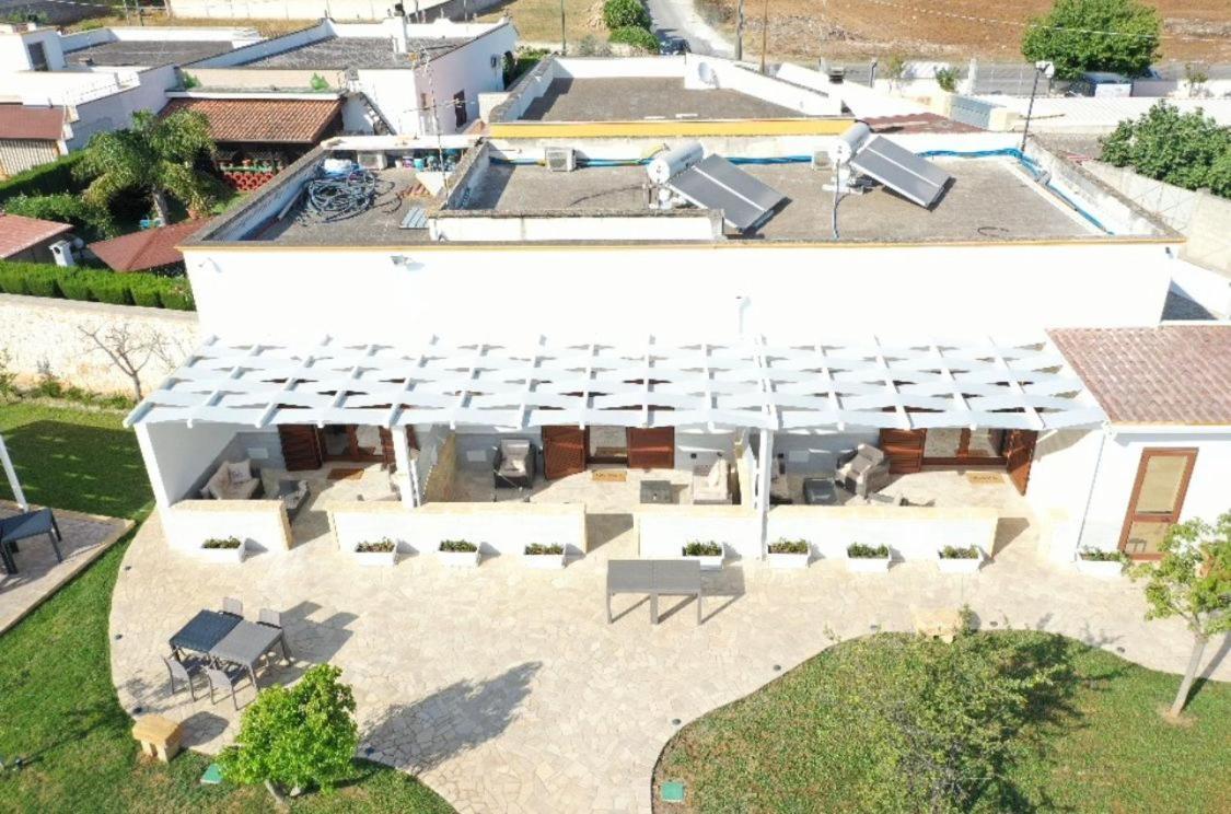 Dimora Spaccamonti Torchiarolo Bagian luar foto