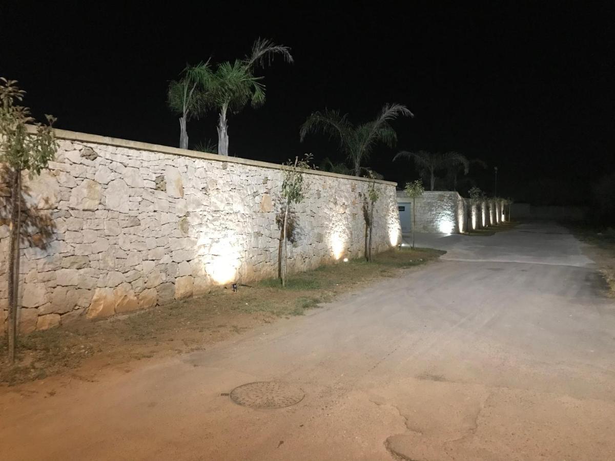 Dimora Spaccamonti Torchiarolo Bagian luar foto